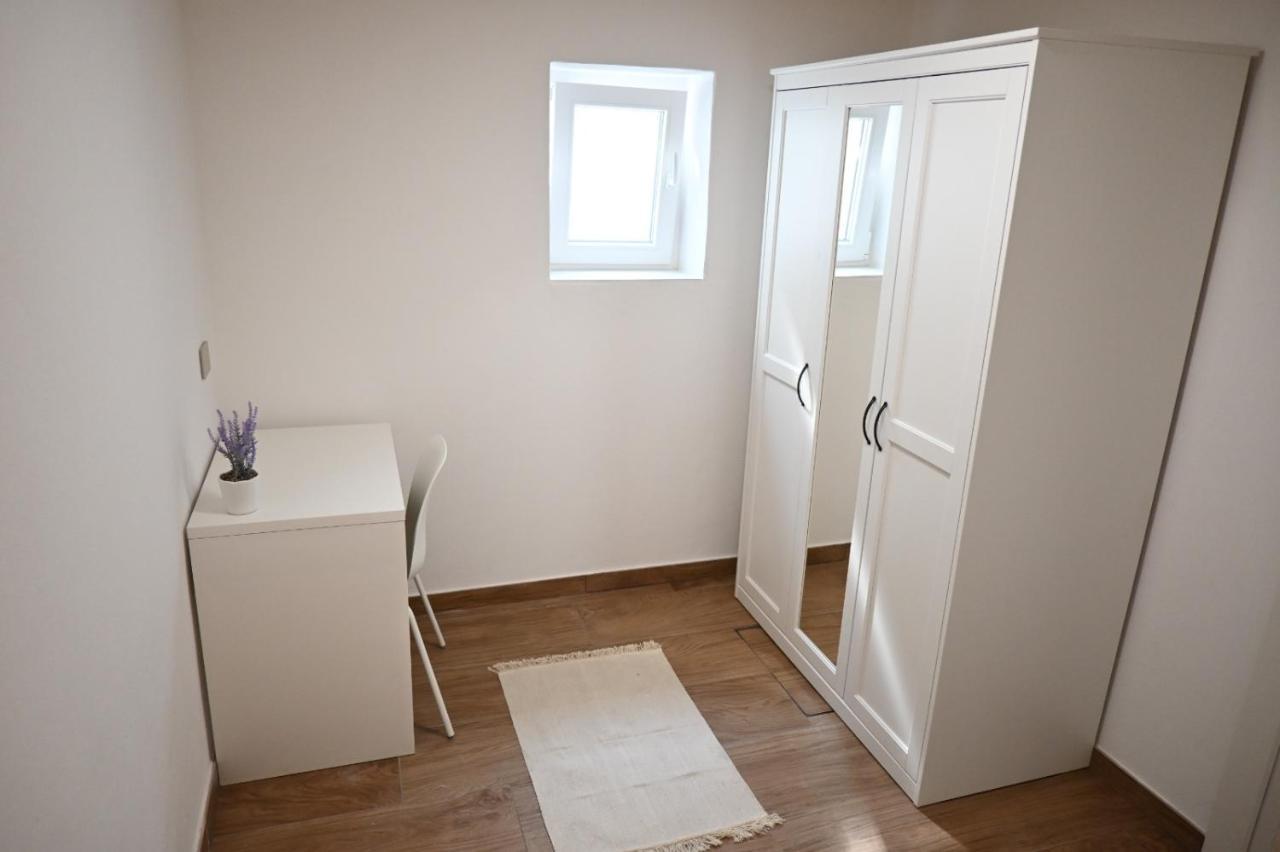 Garofoli Apartments ซาน จิโอวานนิ ลูปาโตโต ภายนอก รูปภาพ